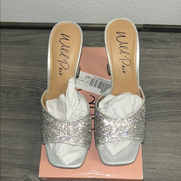 Wild Pair Rashele Platform Dress Sandals - Picture 2 of 7